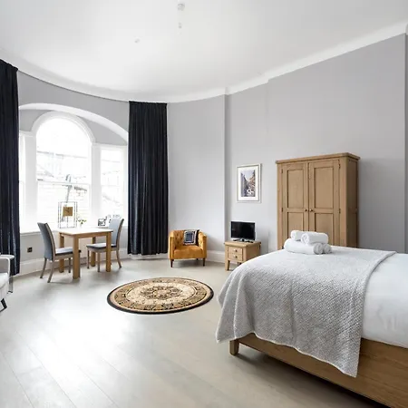 Modern George Street Studio Sleeping 2 Edinburgh Exterior photo